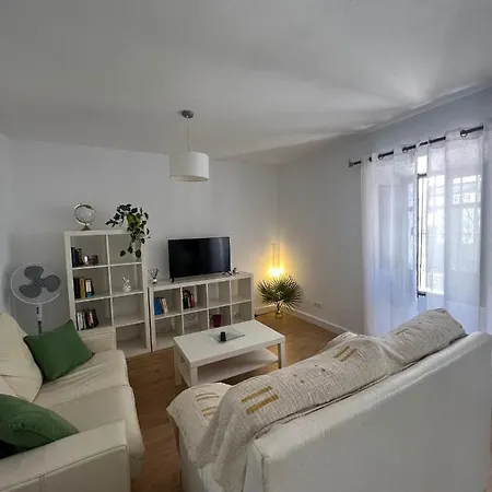 Casa Centro Old Town אסטפונה